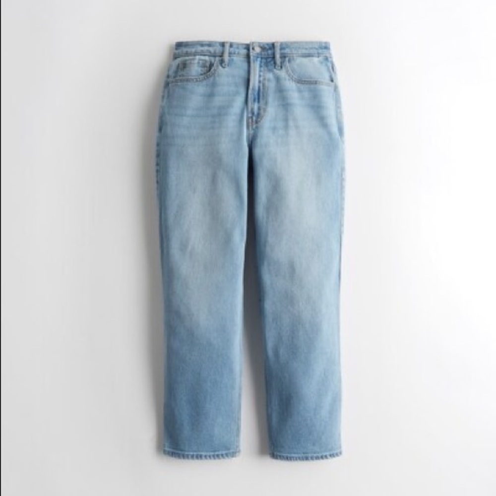 Ultra High Rise Vintage Straight Hollister Jeans - Picture 1 of 5